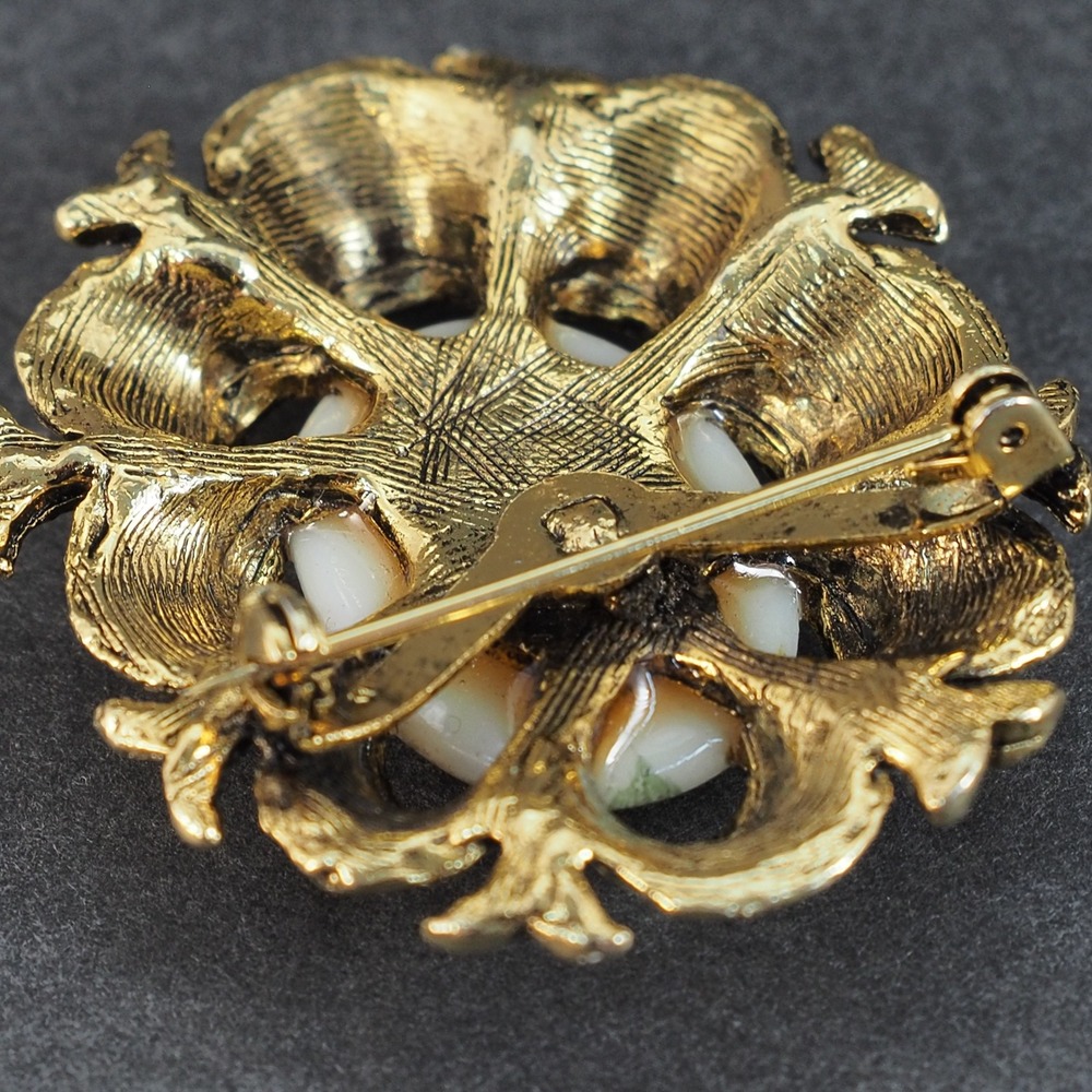 Vintage Brooch Pin Pink Rose Flower Porcelain Cameo Victorian Revival Gold Tone - Picture 4 of 7
